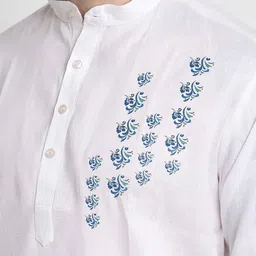 DEVOILER Ethnic Motifs Printed Regular Kurta With Pyjama image 2