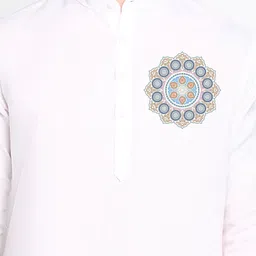 DEVOILER Ethnic Motifs Printed Regular Kurta With Pyjamas image 2