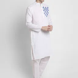 DEVOILER Ethnic Motifs Printed Kurta With Pyjamas image 3