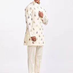Agrajain Floral Embroidered Mandarin Collar Kurta With Pyjamas-picture-6
