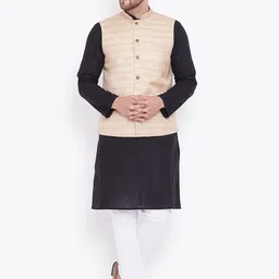 VASTRAMAY Men Black Kurta with Pyjamas & Nehru Jacket-picture-7