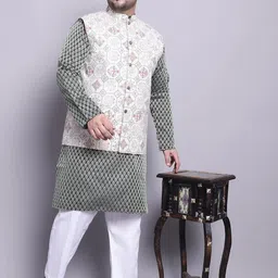 SOJANYA PLUS Woven Design Kurta & Pyjamas With Nehrujacket-39