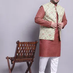 SOJANYA PLUS Floral Printed Regular Cotton Linen Kurta With Pyjamas & Nehru Jacket-14