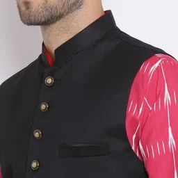 hangup plus Men Printed Kurta with Pyjamas And Nehru jacket Set image 2