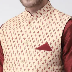 DEYANN Men Cream-Coloured Dupion Silk Kurta with Pyjamas image 4