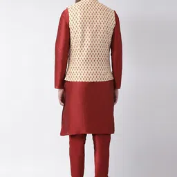 DEYANN Men Cream-Coloured Dupion Silk Kurta with Pyjamas image 2