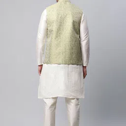 Jompers Men Green Layered Kurta with Pyjamas & Nehru Jacket image 5