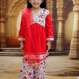 JUNITOS Girls Floral Printed V-Neck Pure Cotton Straight Kurta With Palazzos & Dupatta-image-8