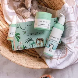 Omumsie Baby Kit Hair Serum, Body Butter, Baby Shampoo in an Amazing Gift Box-image-75