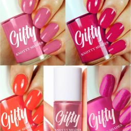 Nail Lacquer (Alive Every Moment) Be Bold,Spoiled Diva,Evening Sand,Rocking Red,Valentine Special-image-12