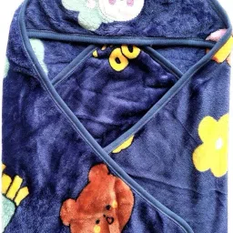 Cartoon Single Hooded Baby Blanket forMild Winter-image-35