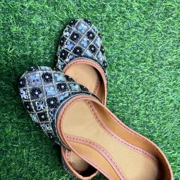 Elegant black mirror work punjabi juti for women Jutis For Women-image-25