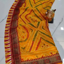 Printed Bandhani Georgette Saree-image-22