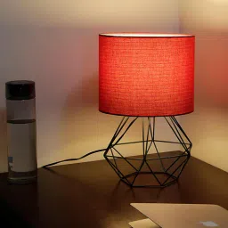craftter Geometric Shaped Black Base Metal Bedside Night Lamp with Red Cotton Shade-picture-49