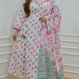 Women Viscose Rayon Kurta Pant Set-image-26