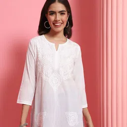 House of Chikankari Floral Embroidered Chikankari Pure Cotton Straight Kurti-image-75
