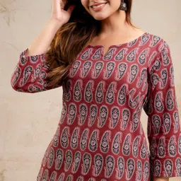 surhi Women Printed Cotton Blend Straight Kurta-picture-35