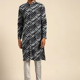 KISAH Abstract Dyed Mandarin Collar Kurta-picture-5