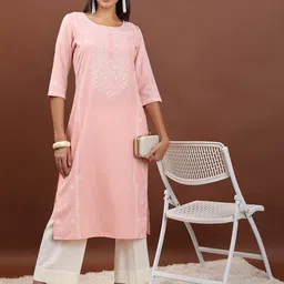 KETCH Geometric Yoke Design Thread Work Kurta-14