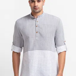 SARVAMOHAN Men Black Horizontal Striped Casual Shirt-image-77