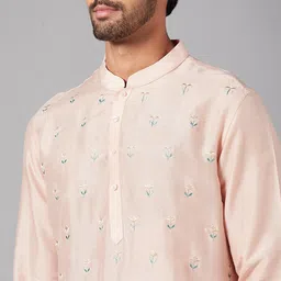 HILO DESIGN Floral Embroidered Silk Kurta image 5
