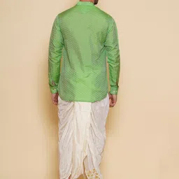 Sethukrishna Self Design Mandarin Collar Thread Work Kurta image 4