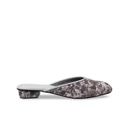 Mochi Grey Printed Block Mules image 3