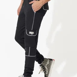 Maniac Men Mid-Rise Slim-Fit Cotton Joggers-image-40
