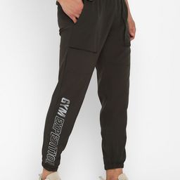 Alan Jones Men Mid-rise Joggers-image-47