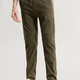 Snitch Olive Green Men Mid Rise Cotton Track Pant-image-80
