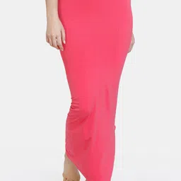 Zivame Women Coral Pink Solid Saree Shapewear-picture-49