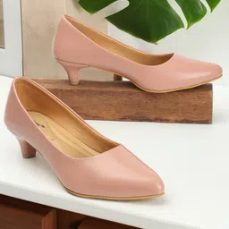 Sole Saga Pointed Toe Kitten Heeled Pumps-19