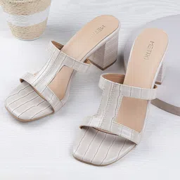 Metro Textured Block Round Toe Heels-5