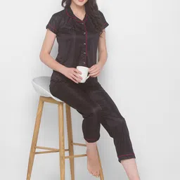 AV2 Women Black & Magenta Solid Nightsuit-picture-16