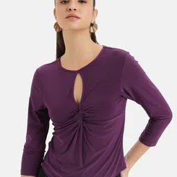 Kazo Keyhole Neck Twisted Top-picture-41
