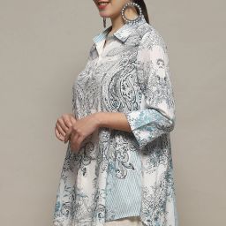 Women Regular Fit Printed Casual Shirt-image-4
