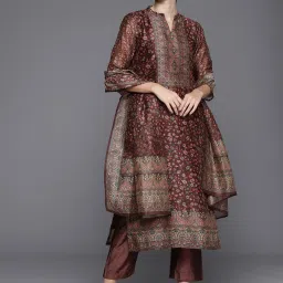 Women Silk Blend Kurta Pant Dupatta Set-image-61