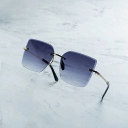 the magnifique Gradient, UV Protection, Mirrored Retro Square, Rectangular, Over-sized Sunglasses (Free Size) image 2