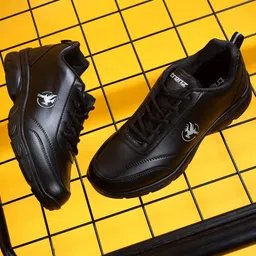 Trenz Men Round Toe Sneakers-image-13