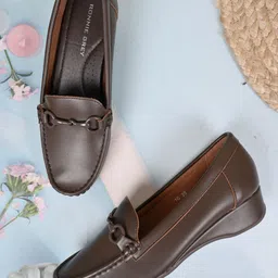 Ronnie Grey Women PU Slip-On Sneakers-image-32