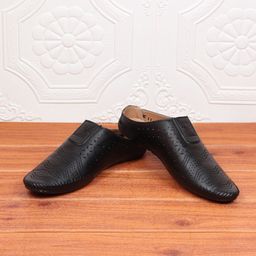 FAUSTO Men Black Textured PU Slip-On Sneakers-image-85