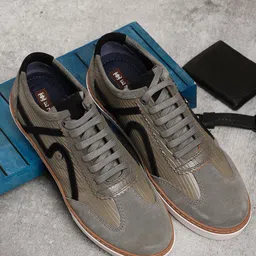 EZOK Men Grey Colourblocked Sneakers-picture-12