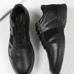 Teakwood Leathers Men Textured Sneakers-image-12