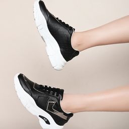 XE Looks Women Textured Lightweight Comfort Insole Contrast Sole Lace-Ups Sneakers-46