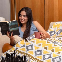 URBAN SPACE Yellow & White Geometric Printed AC Room 300 GSM Microfibre Single Bed Blanket-image-79