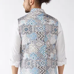 VASTRAMAY Men Snake Printed Satin Nehru Jacket image 3