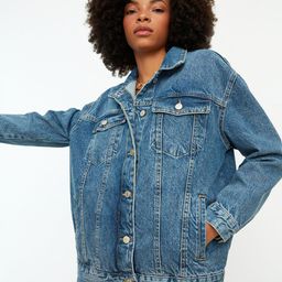 Trendyol Women Blue Washed Pure Cotton Denim Jacket-image-61