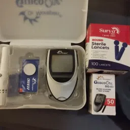 Glucometer with 50 Strips and 100 Lancets Glucometer-16