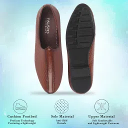 fausto Embossed Design Ethnic Slip On Juttis and Mojaris For Men image 4