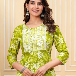 Women Floral Print Viscose Rayon Straight Kurta-image-74